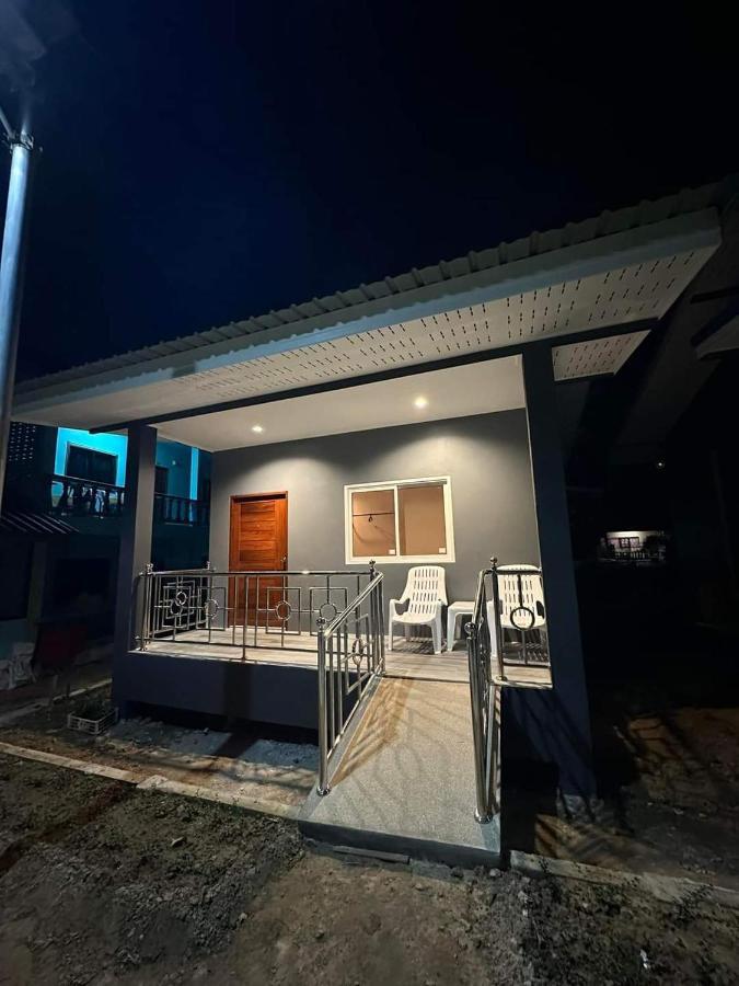 Pp. Valentine Bungalow Pulau Phi Phi Luaran gambar